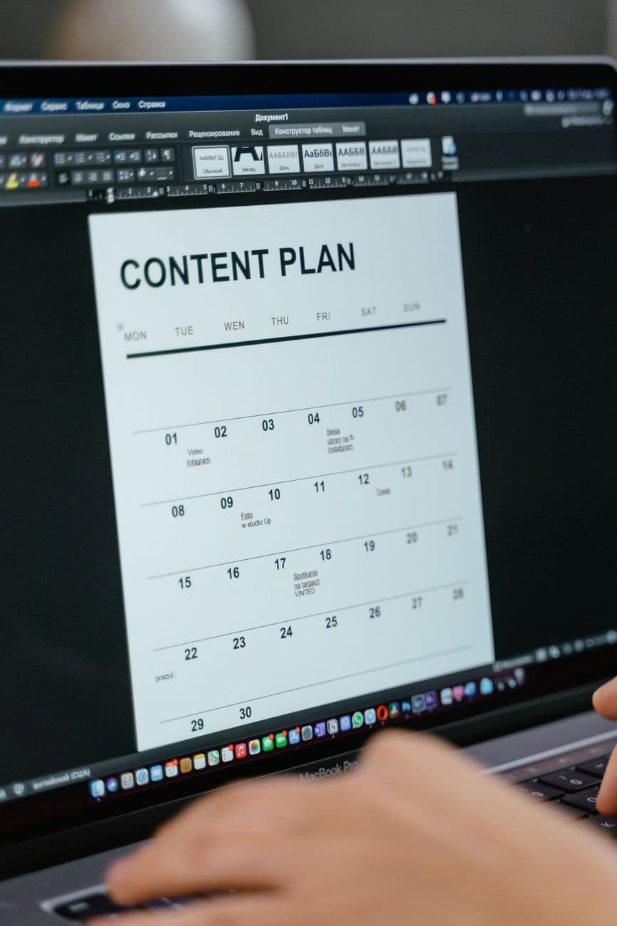 25 Digital Marketing Blog Topics for 2026 With Low Competition (And High Intent)