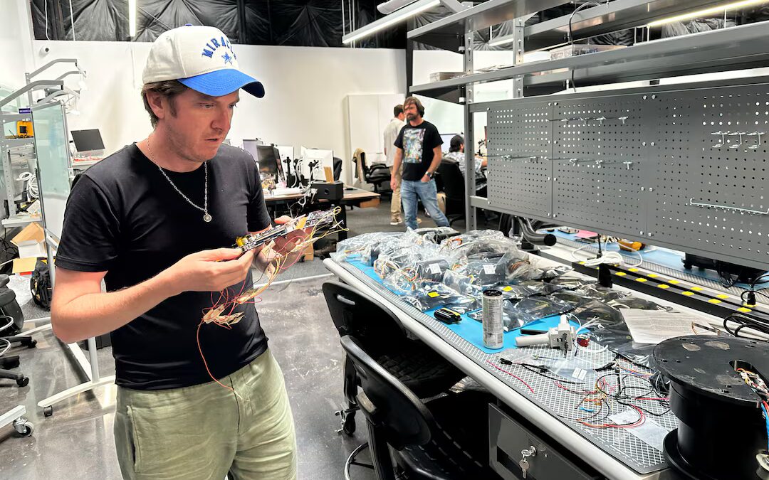 FROM SILICON VALLEY WARLORD TO PENTAGON POWER PLAYER : THE RISE OF A NEW TECH WARLORD